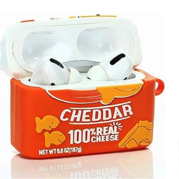 ⭐️ NEW - AirPod Pro Novelty Gold Fish Crackers Case - Picture 2 of 3